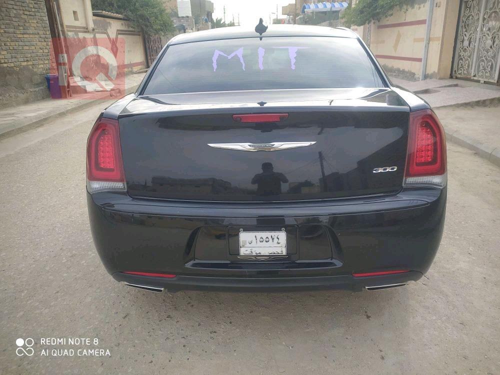 كرايسلر 300